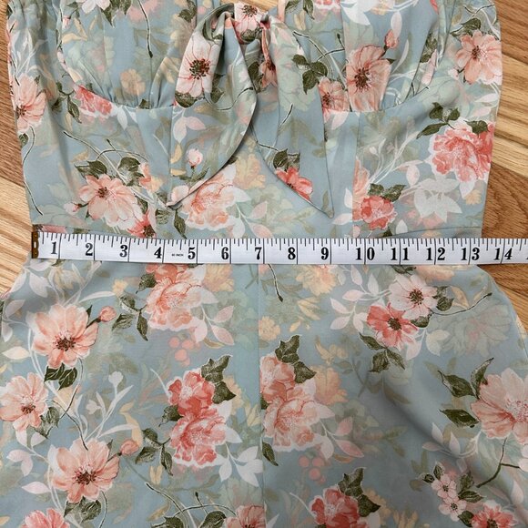 Floral Print Jumpsuit - Picture 9 of 11